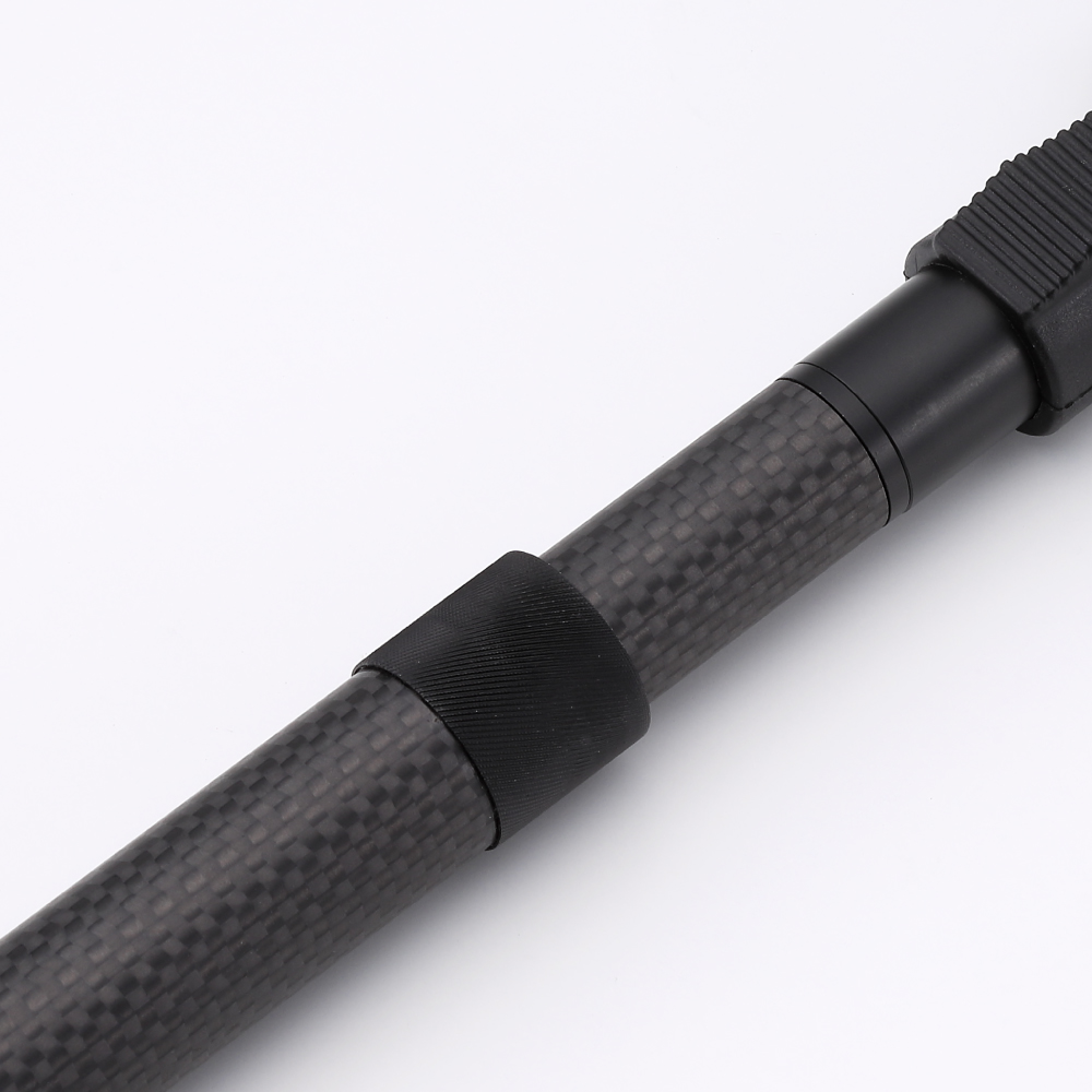 ZOOM-TYPE CARBON SHAFT