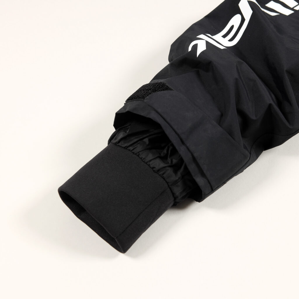 NEOPRENE WRIST GAITERS
